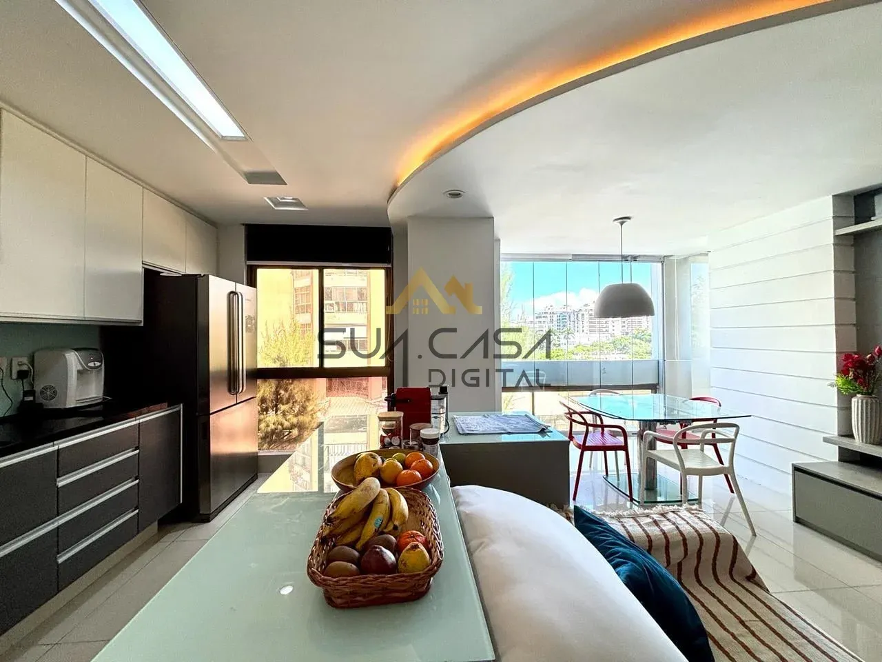 Furnished apartment with 2 bedrooms and open-plan kitchen — photo 5