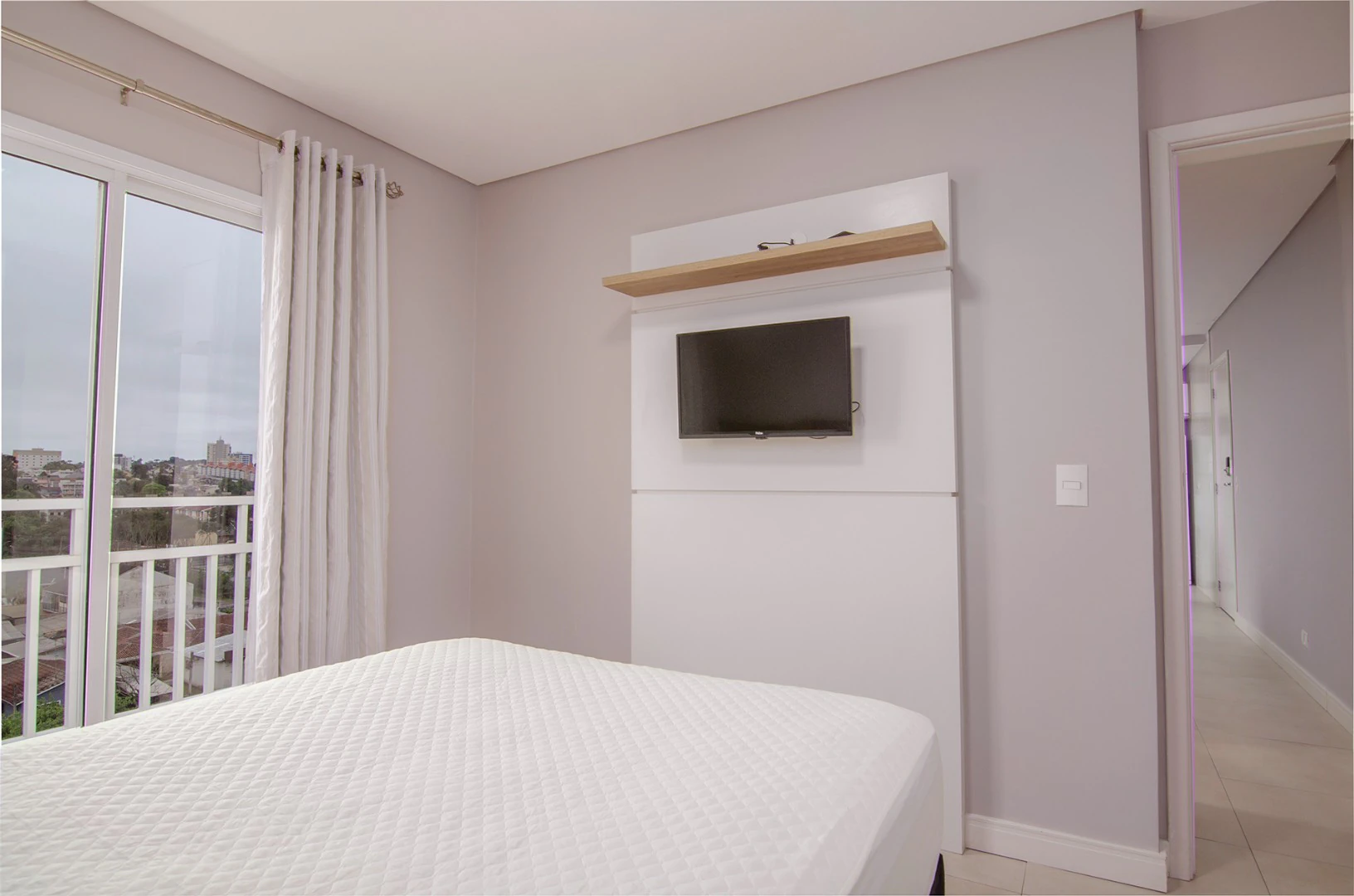 One-bedroom apartment with a washing machine in Curitiba — photo 6