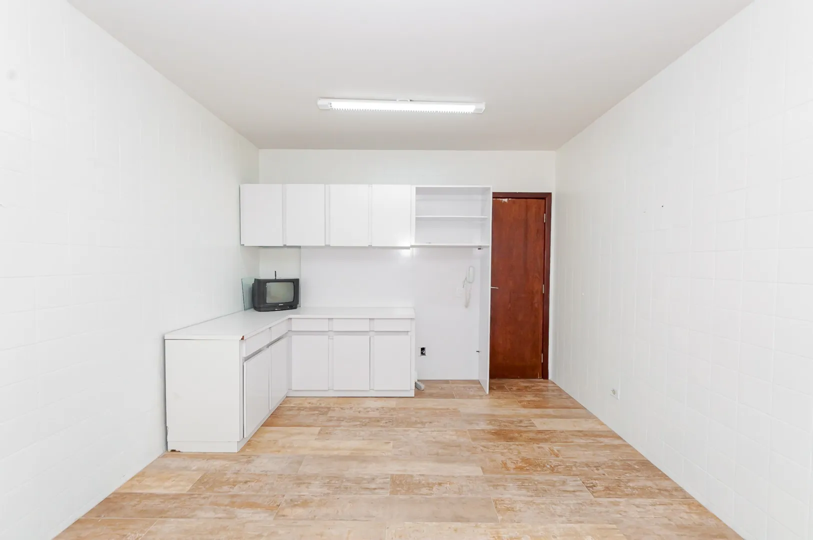 4-bedroom 239 m² apartment with 2 parking spots and 1 suite — photo 26