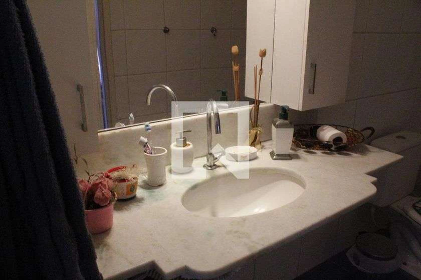 Condominium house with 4 bedrooms and 200 m² — photo 29