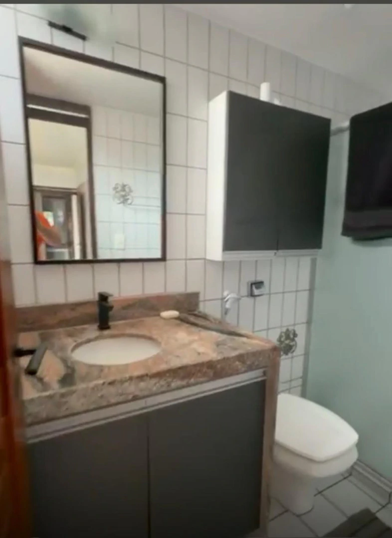 Furnished apartment, 140 m², with a washing machine — photo 10
