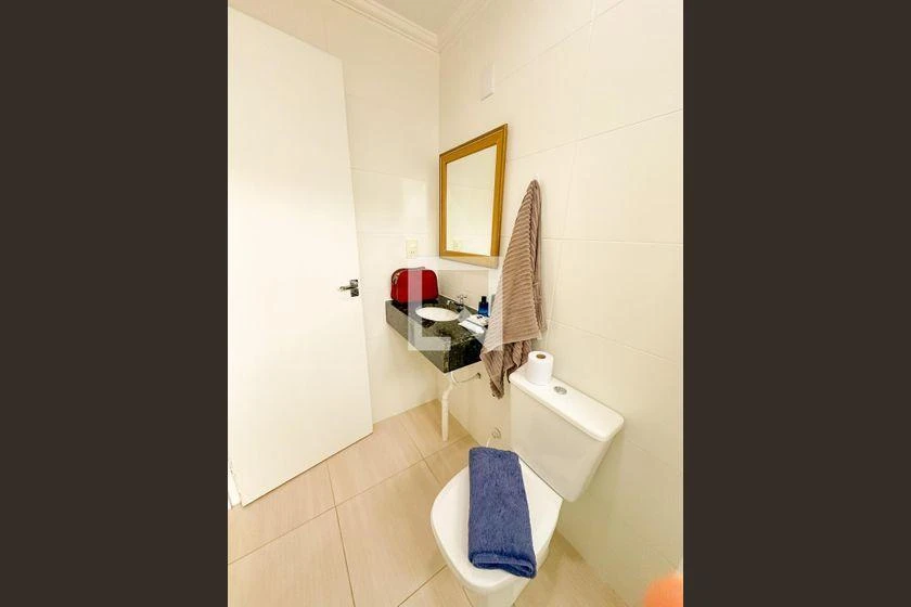 Apartamento mobiliado com 94 m² e cozinha com fogão a gás — photo 42