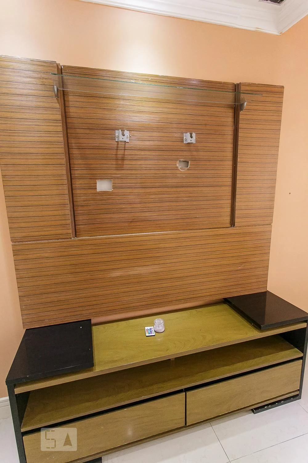 Furnished 2-bedroom apartment with a balcony — photo 36