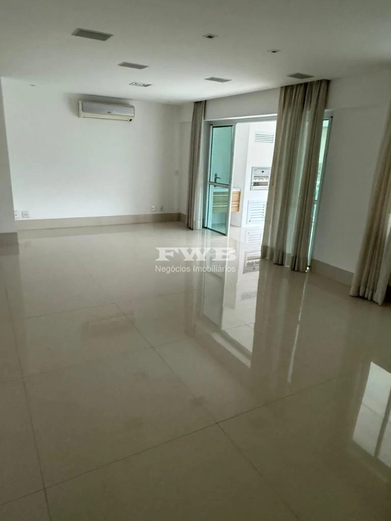 162 m² apartment with 4 bedrooms and 3 en-suites — photo 26