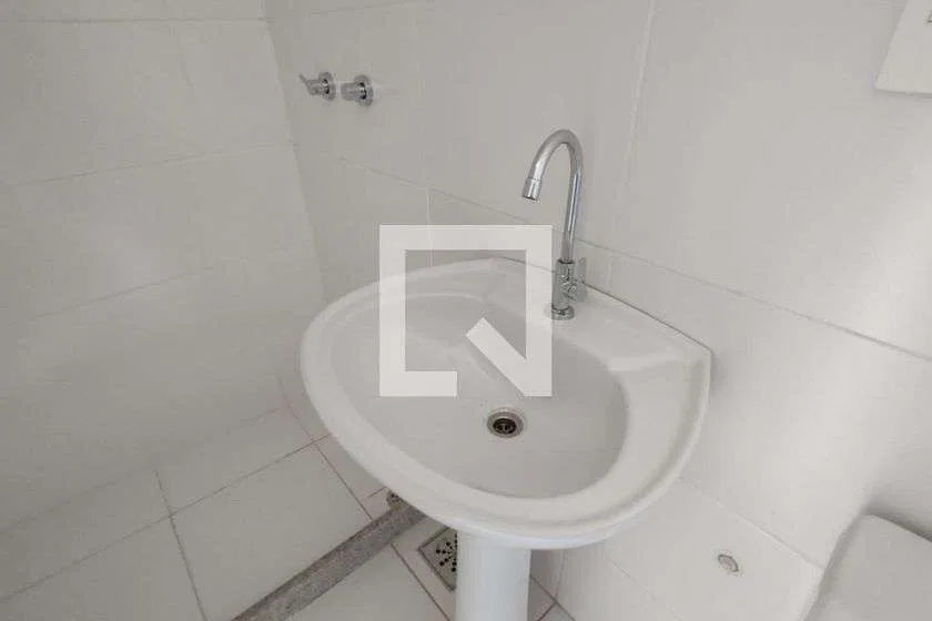 61 m² apartment with 2 bedrooms and a balcony — photo 12