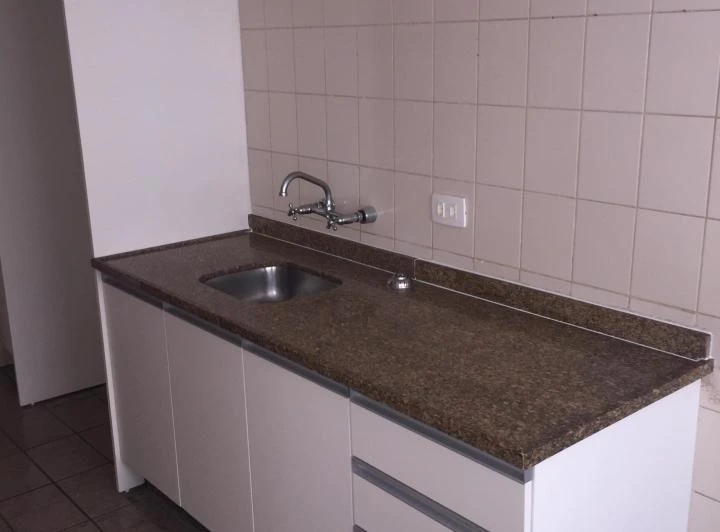 58 m² apartment with 3 bedrooms and balcony — photo 7