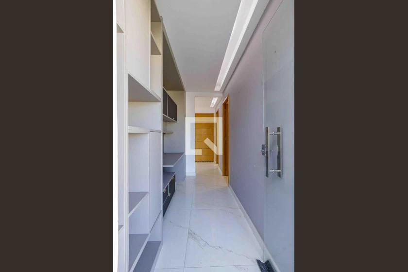 Apartamento mobiliado com 4 quartos e 4 banheiros — photo 64