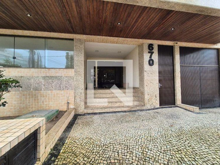 Furnished apartment, 180 m², with a glass-enclosed balcony — photo 41