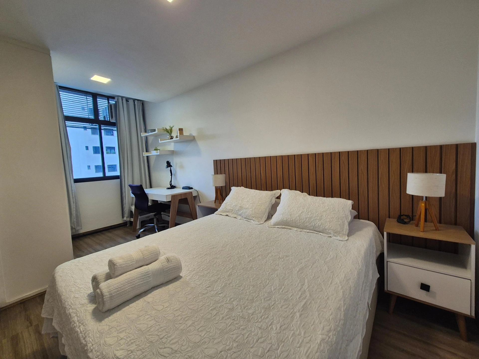 Furnished apartment with 2 en-suite bedrooms and 1 parking — photo 11