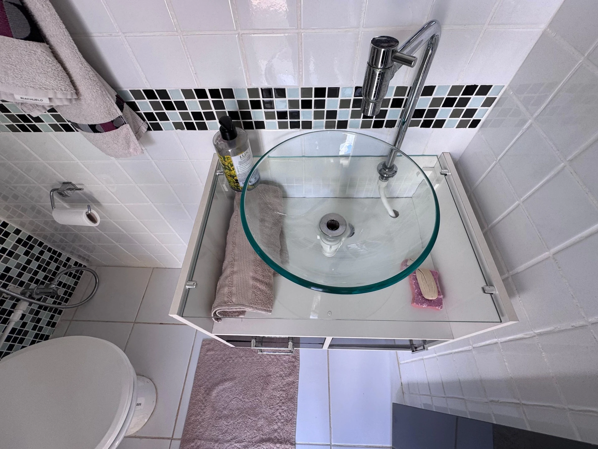 Apartamento amueblado de 4 dormitorios con jardín privado — photo 58