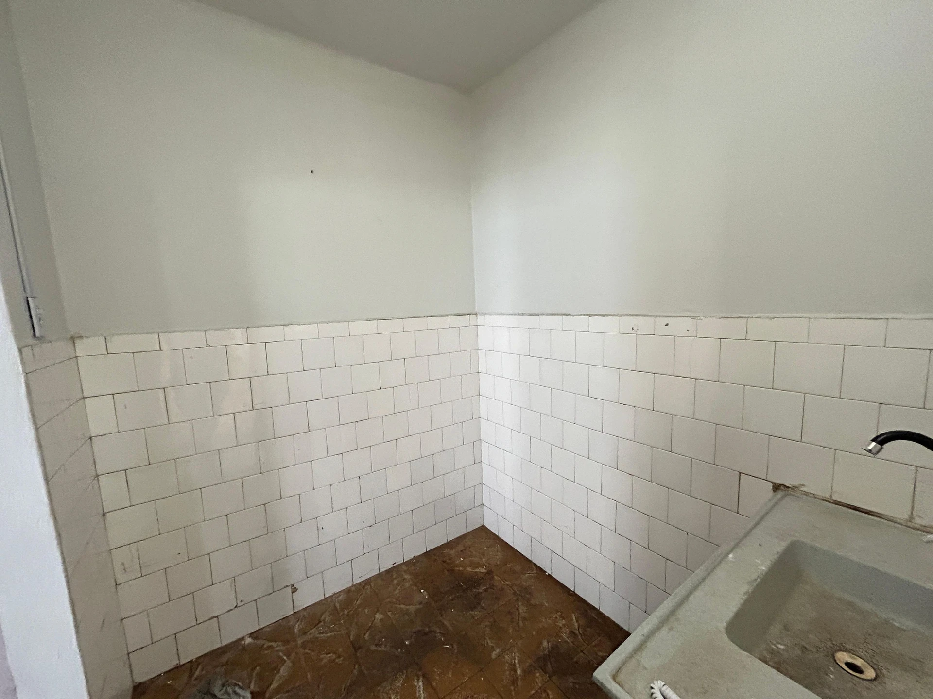 Casa en alquiler con 1 dormitorio, balcón y zona de lavado — photo 6