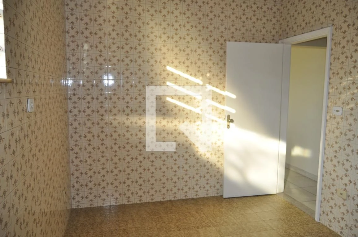 House, 180 m², with a private pool — photo 41