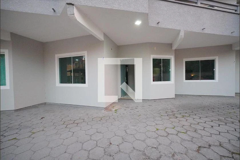 Apartamento de 2 dormitorios y 60 m² con 1 plaza de parking — photo 21