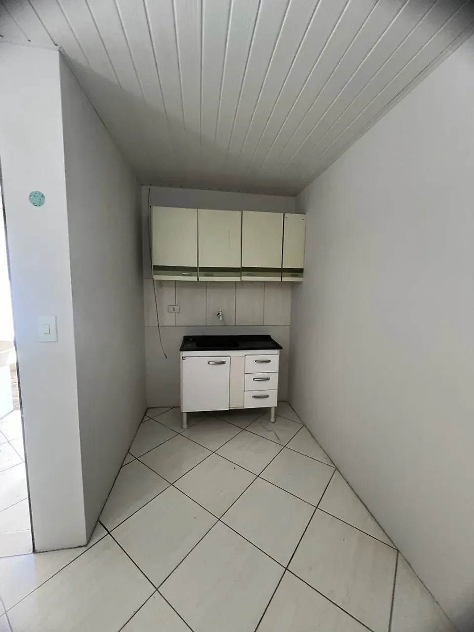 Kitnet estúdio de 20 m² com fogão a gás e 1 banheiro — photo 7