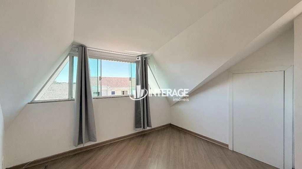 3-bedroom house with a grill on the balcony in Curitiba — photo 5