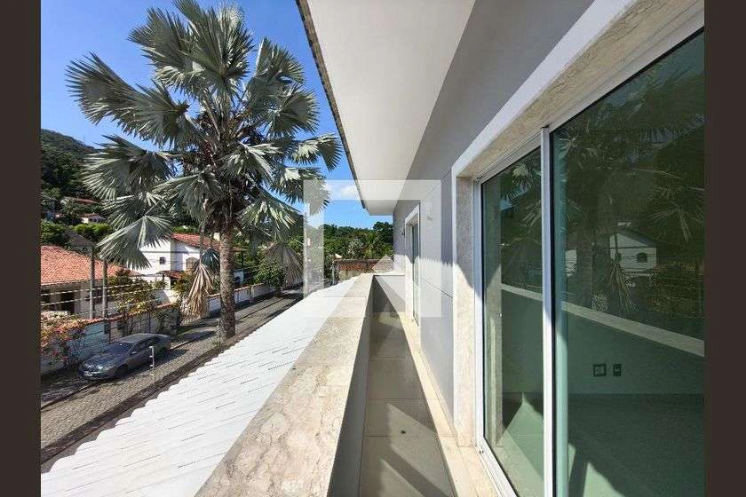 Condo townhouse for rent with 5 en-suites and 1200 m² — photo 16