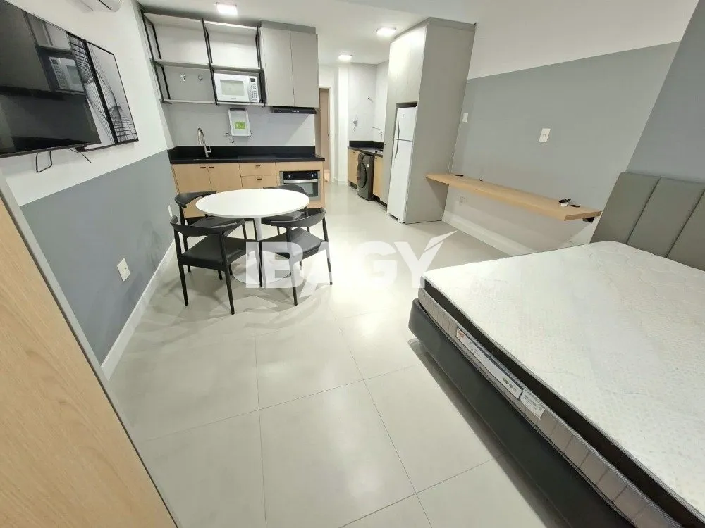 Apartamento amueblado de 1 dormitorio con suite — photo 42