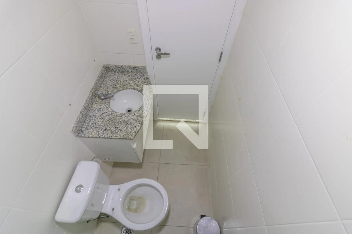 2-bedroom apartment in a building with a sauna — photo 29