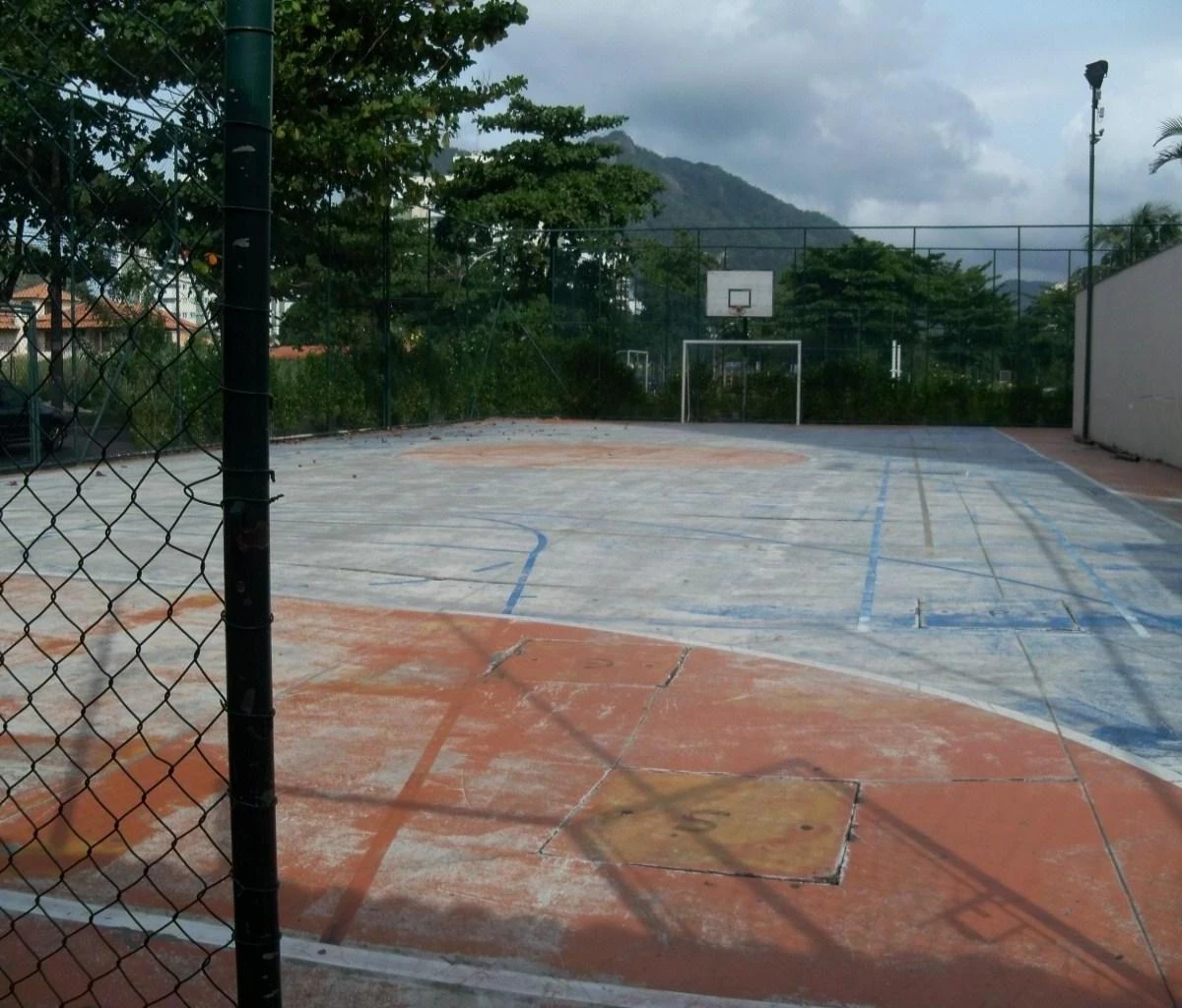 Apartamento sem mobília com 4 quartos e 3 banheiros — photo 34