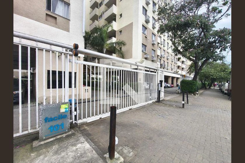 2-bedroom apartment in a building with a gym — photo 36