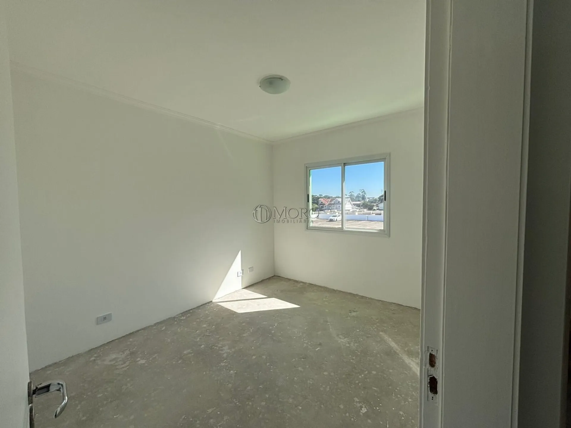 Townhouse with a closed kitchen and 3 bedrooms — photo 23