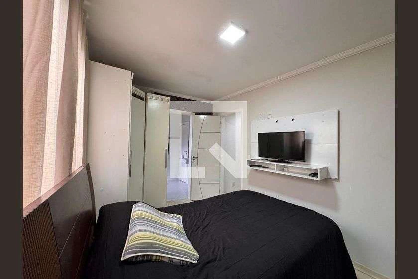House with 3 en-suites and 3 parking spots, 270 m² — photo 24