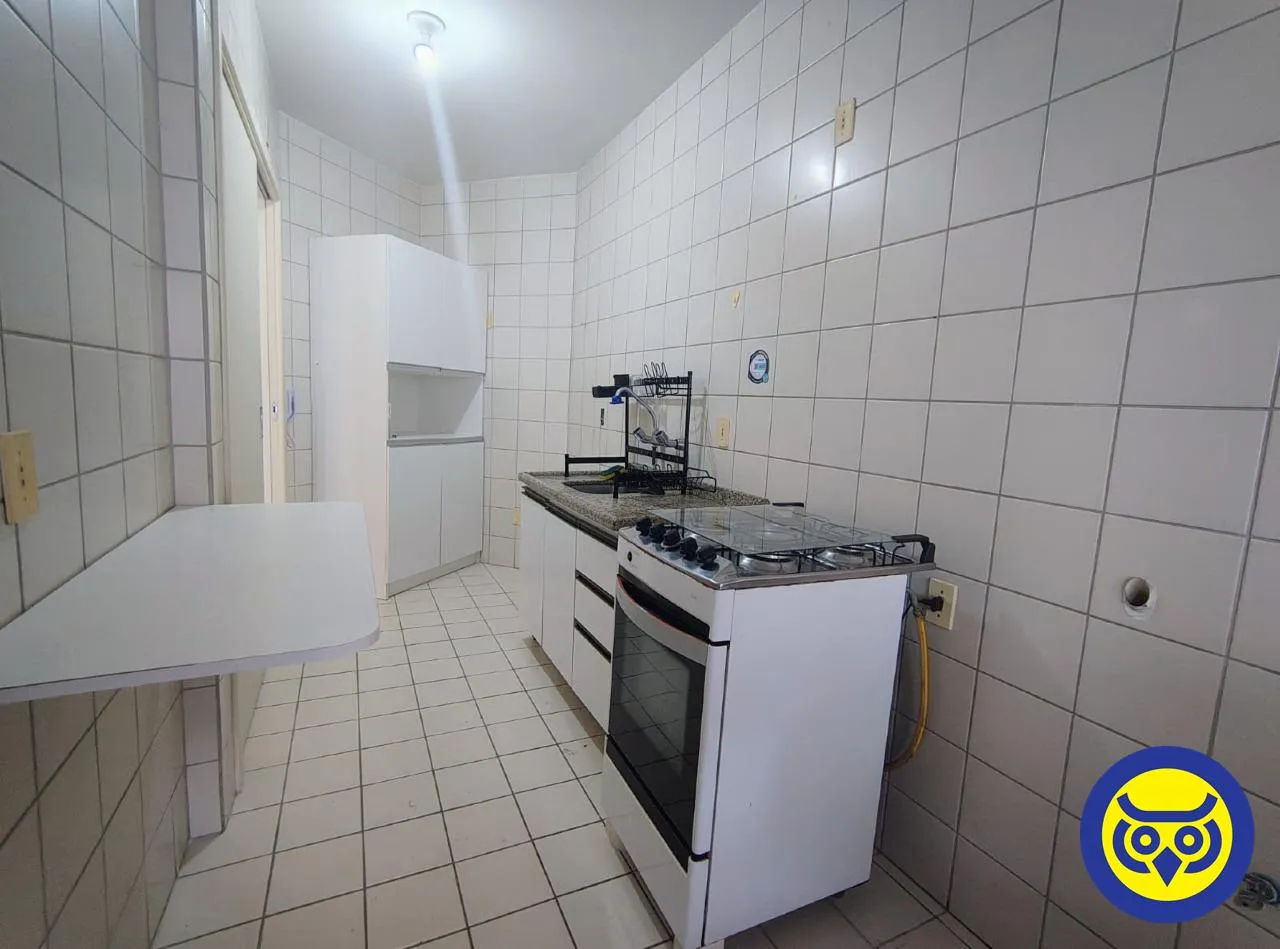 2-bedroom apartment with a mountain view in Florianópolis — photo 18