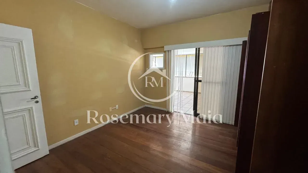 Apartamento com 4 quartos, 4 banheiros e 2 vagas — photo 3