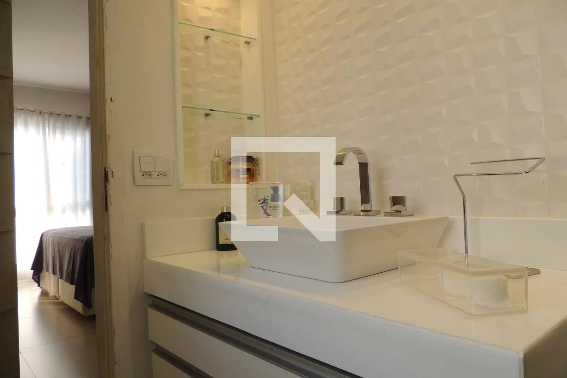Furnished 3-bedroom apartment with 3 bathrooms and balcony — photo 27