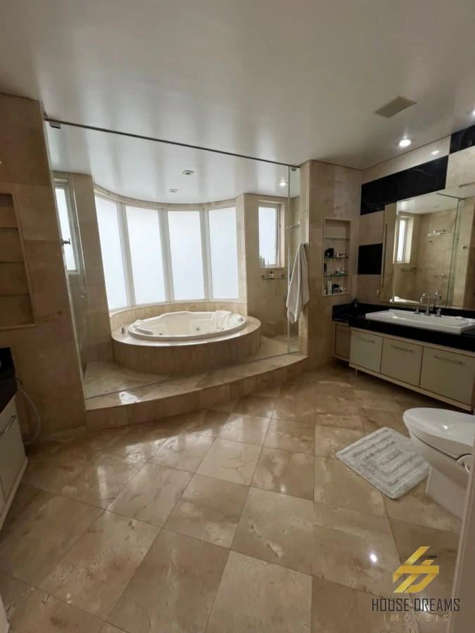 344 m² apartment with floor-to-ceiling windows and a bathtub — photo 21