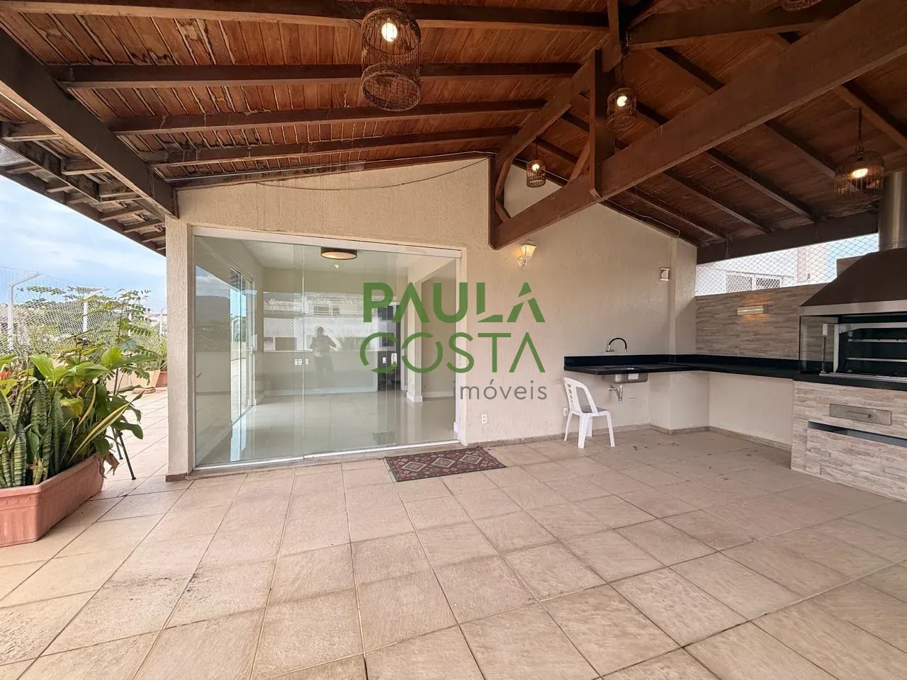 Top-floor apartment with 5 bedrooms and 5 bathrooms plus balcony grill — photo 10