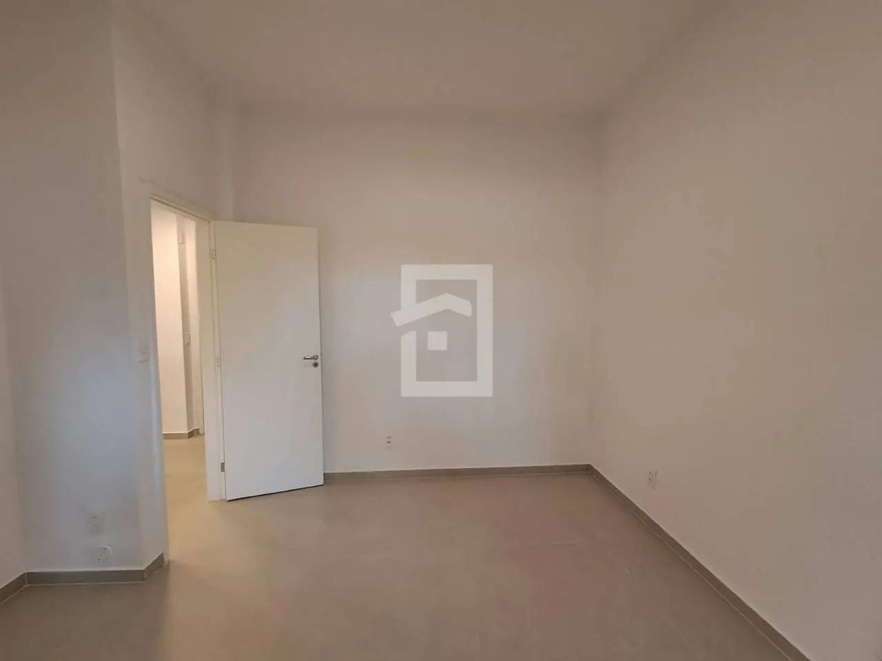 Apartment on the 1st floor with a water view — photo 15