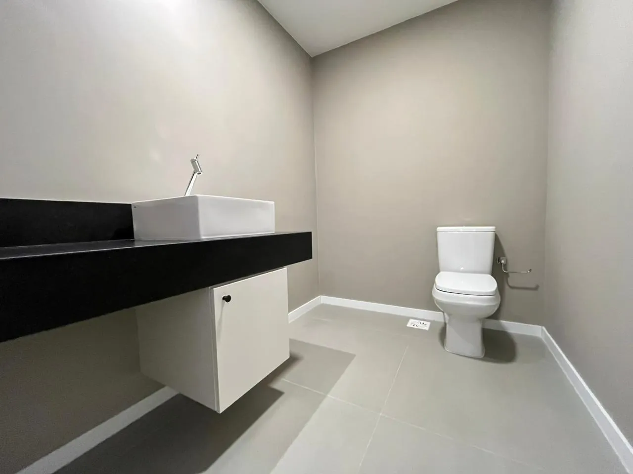 1-bedroom apartment with open-plan kitchen and 70 m² — photo 5