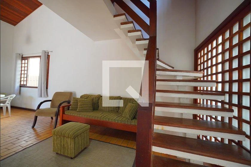 Furnished house with 4 bedrooms and 209 m², 3 bathrooms — photo 23