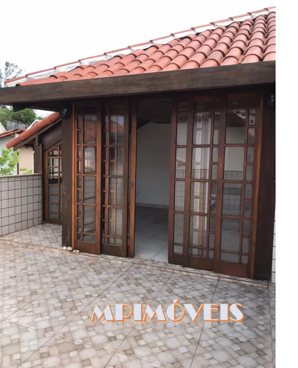 Unfurnished house with 3 bedrooms and 4 bathrooms — photo 12
