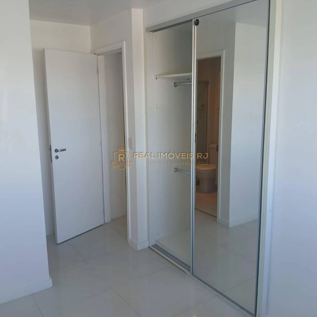 For rent: 3-bedroom apartment with 3 bathrooms and a balcony — photo 21