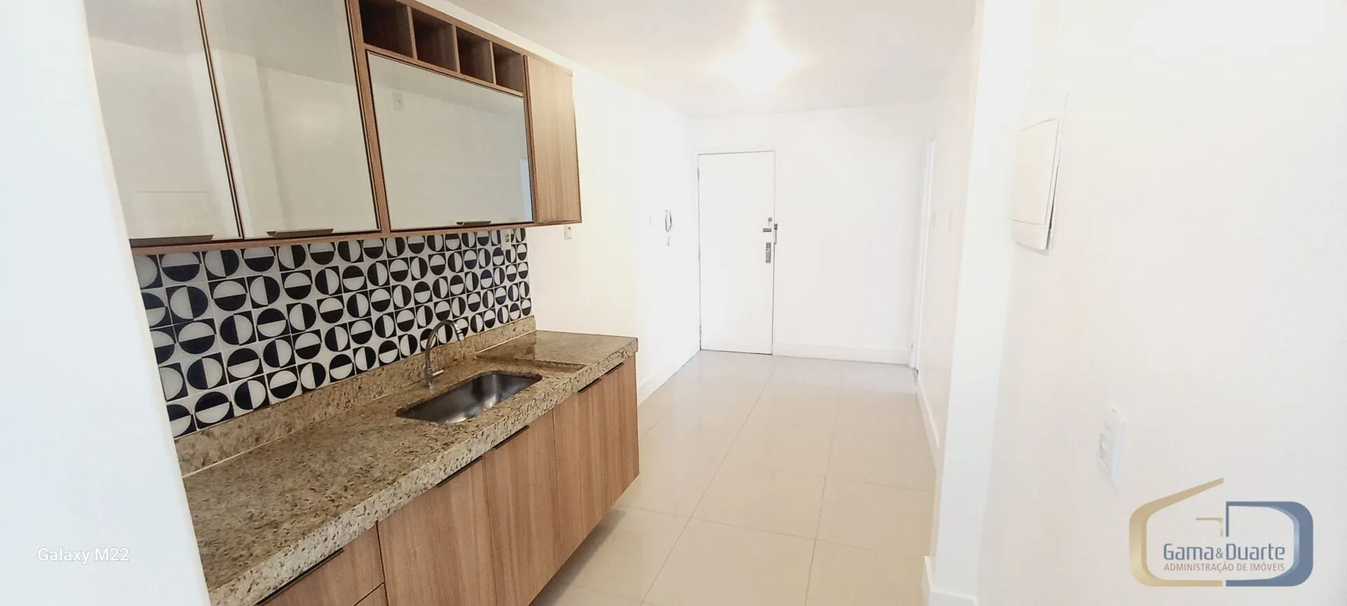 106 m² apartment with 3 bedrooms and 24-hour concierge — photo 18