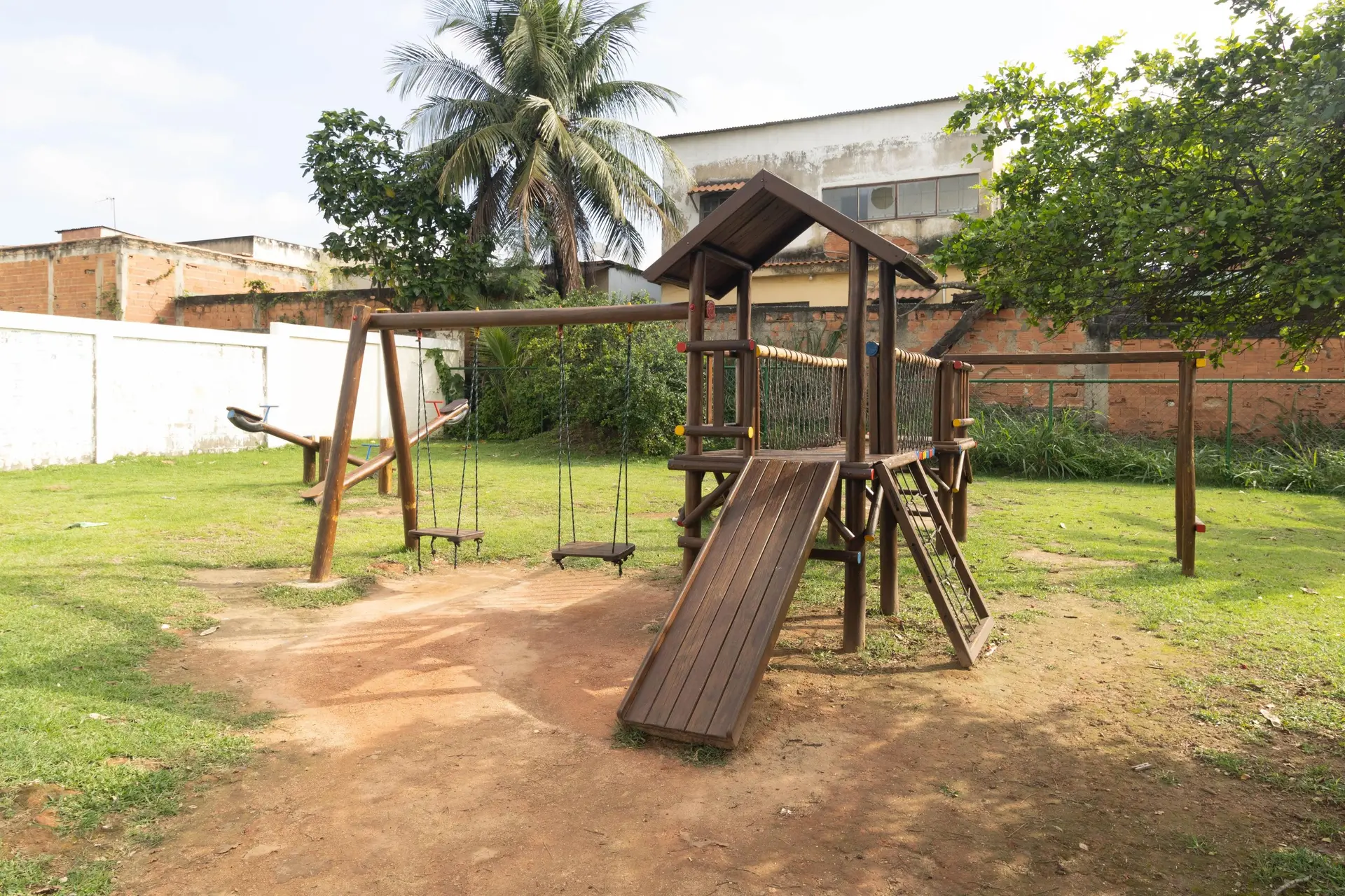 2-bedroom apartment in a building with a gym — photo 35
