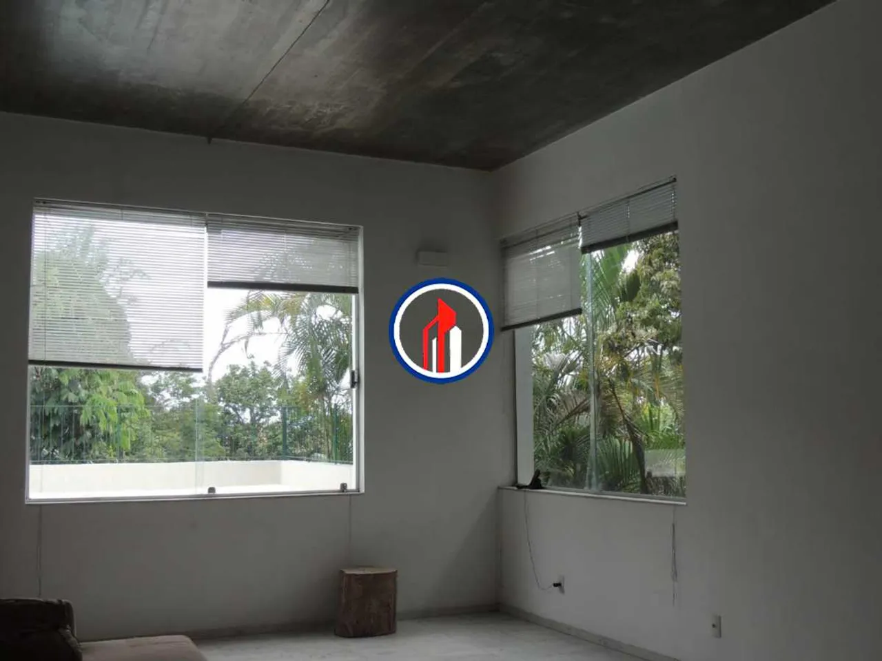 Condominium house with 4 bedrooms and balcony grill — photo 8
