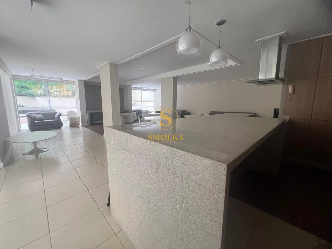 98 m² apartment with an open-plan kitchen and parking — photo 11