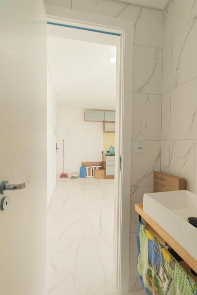 Floor-to-ceiling windows in a one-bedroom apartment, 36 m² — photo 38