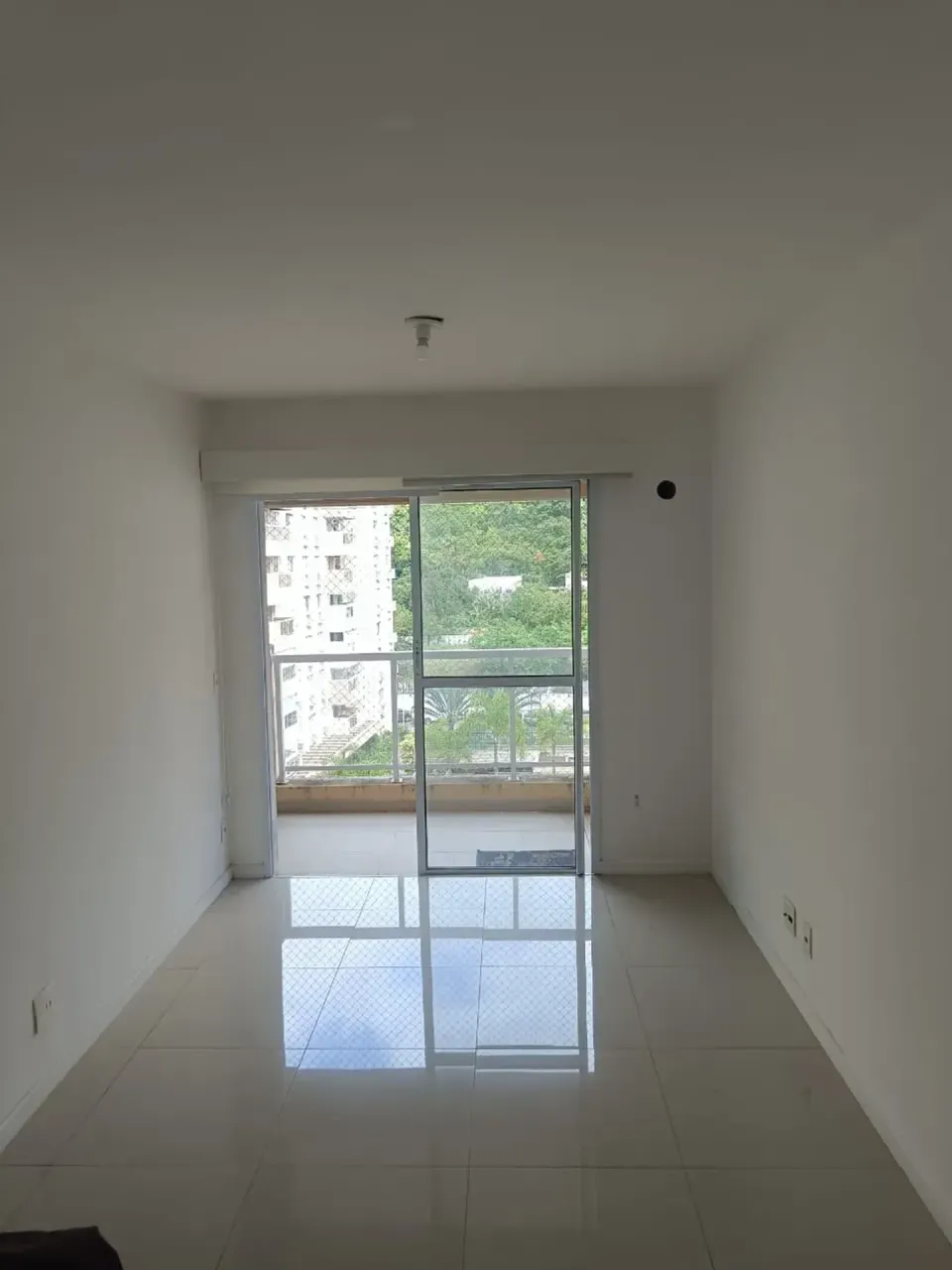 2-bedroom apartment with balcony, open kitchen, 61 m² — photo 6