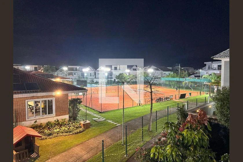 Rental house with 4 suites and 450 m² — photo 27