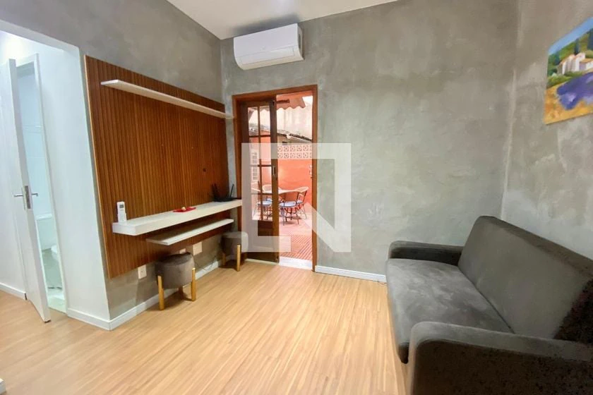 Departamento de 2 dormitorios con balcón cerrado con vidrio — photo 11