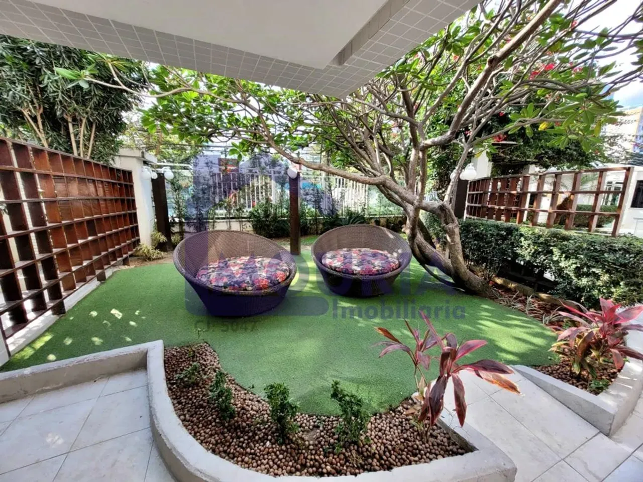 Furnished apartment, 63 m², with a grill on the balcony — photo 11