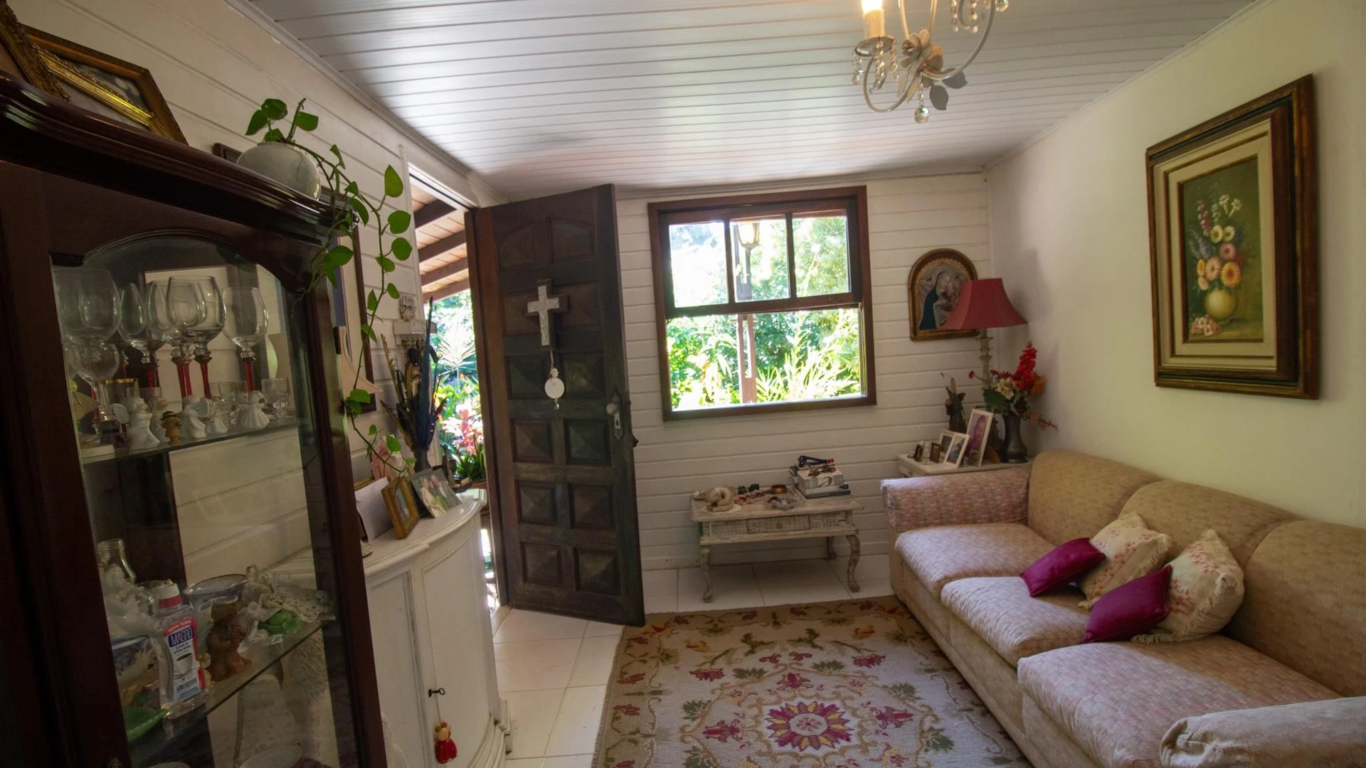 Furnished house with 5 bedrooms and 3 bathrooms — photo 23