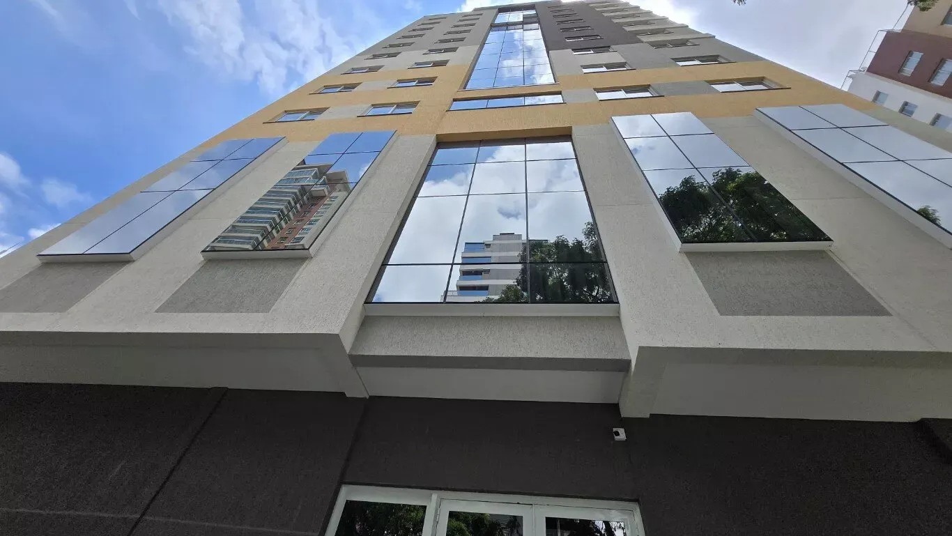 Apartment on the 6th floor with a washing machine — photo 13