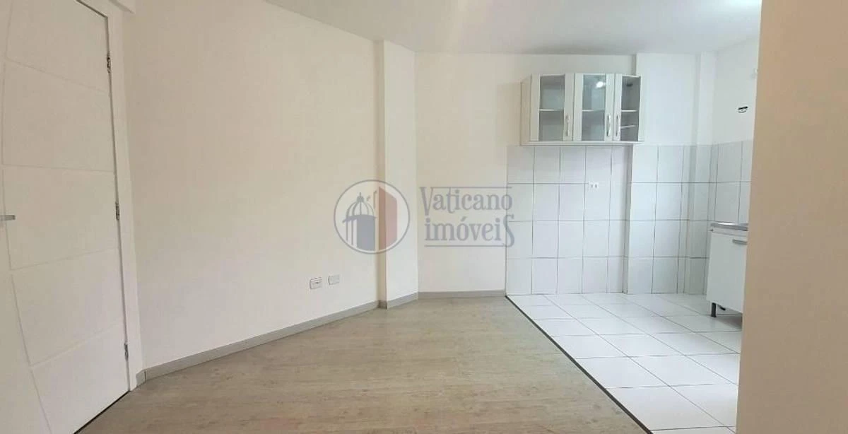 Apartment, 32 m², with wood or laminate floors — photo 7