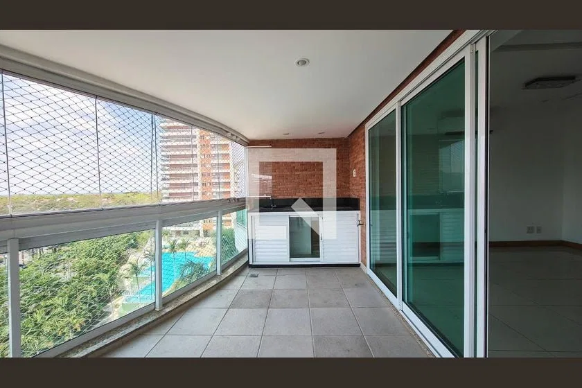 Apartment with 3 en-suite bedrooms and 5 bathrooms, 177 m² — photo 14