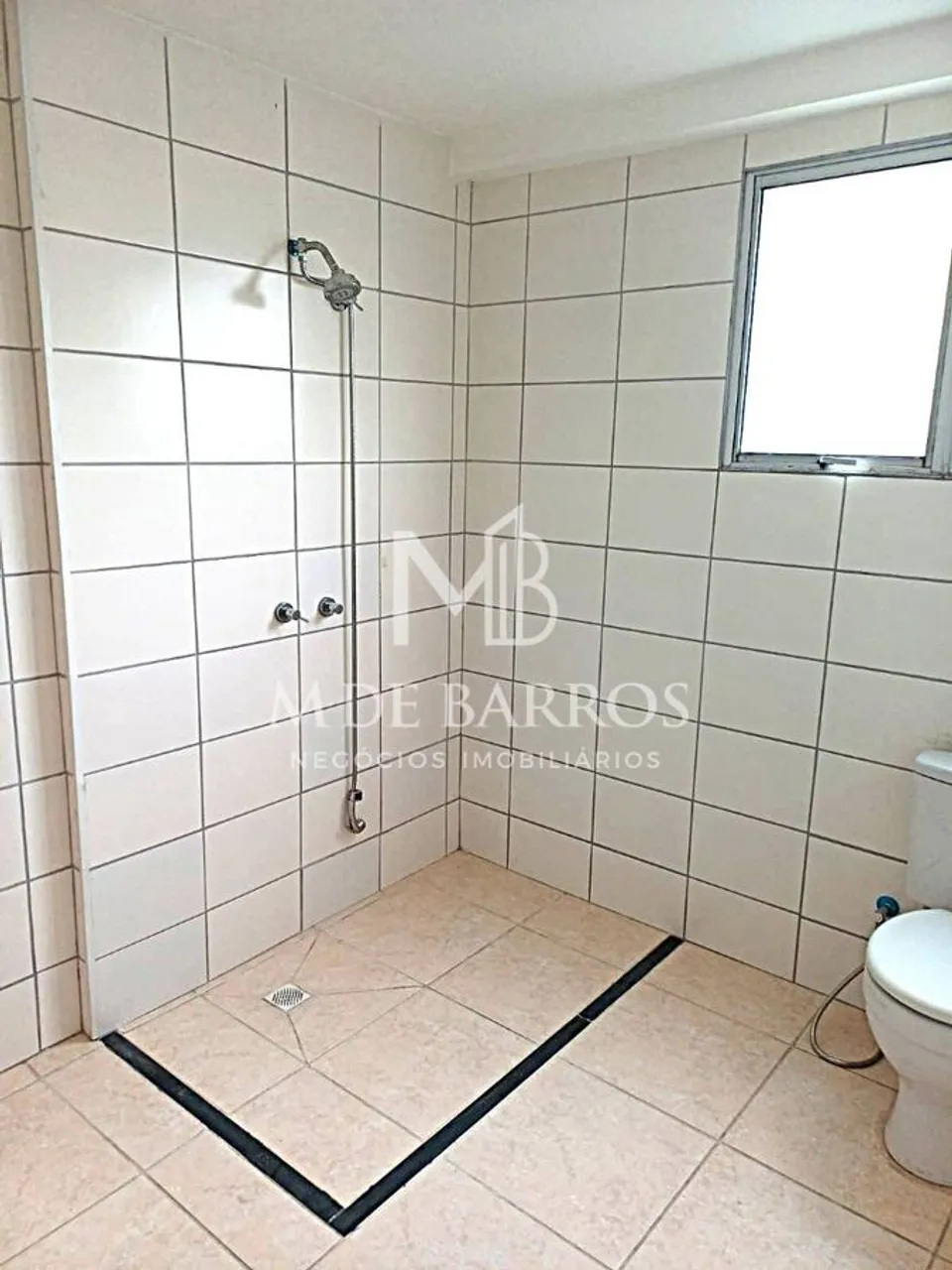 Apartamento sem mobília com 1 quarto e cozinha separada — photo 4